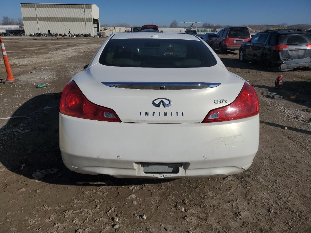 2011 Infiniti G VIN JN1CV6EL3BM261514 Copart auction photo, rear end damage thumbnail 6