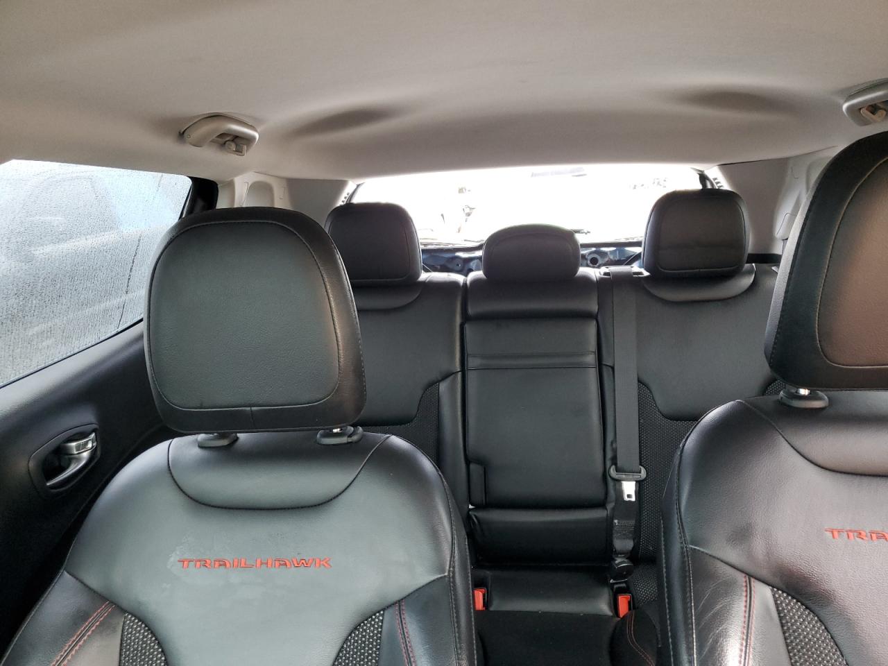 2019 Jeep Compass VIN 3C4NJDDB1KT622389 Copart auction photo, rear end damage thumbnail 10