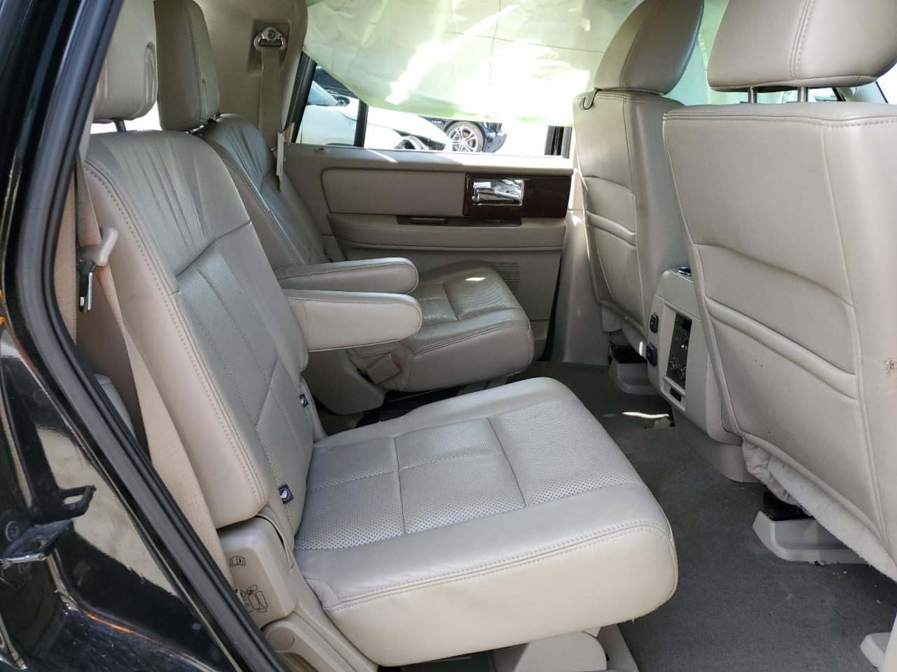 2013 Lincoln Navigator VIN 5LMJJ2H54DEL02695 Copart auction photo, side / hail damage thumbnail 11