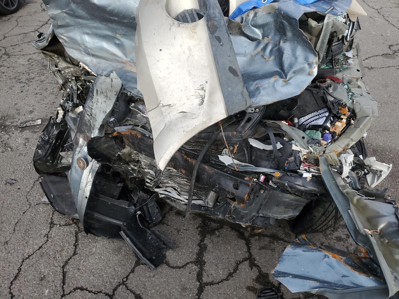 2002 Toyota Avalon VIN 4T1BF28B82U242647 Copart auction photo, all over damage thumbnail 11