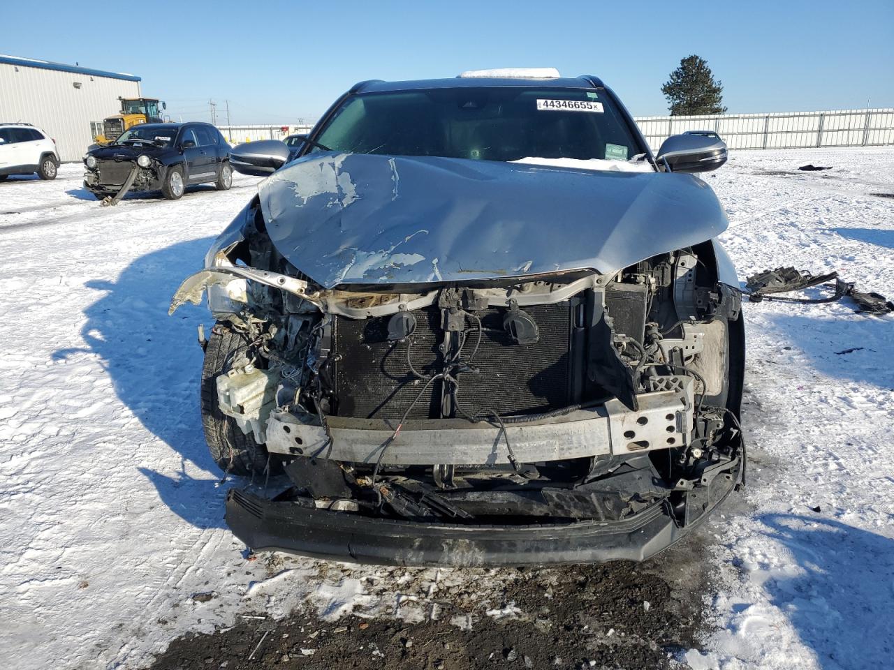 2017 Toyota Highlander VIN 5TDJZRFH6HS362323 Copart auction photo, front end / rear end damage thumbnail 5