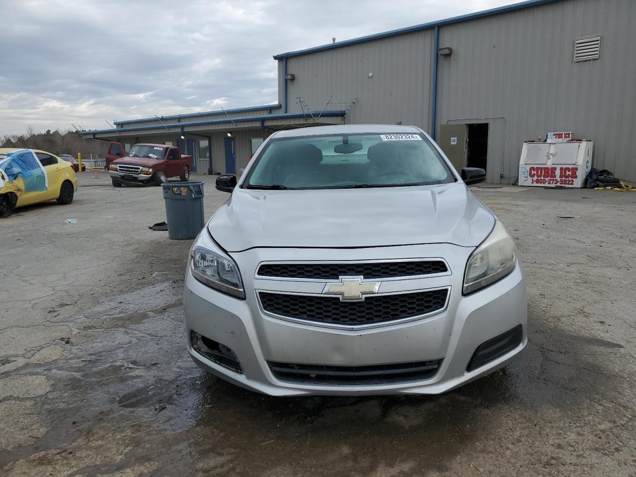 2013 Chevrolet Malibu VIN 1G11B5SA5DF195171 Copart auction photo, side / rear end damage thumbnail 5