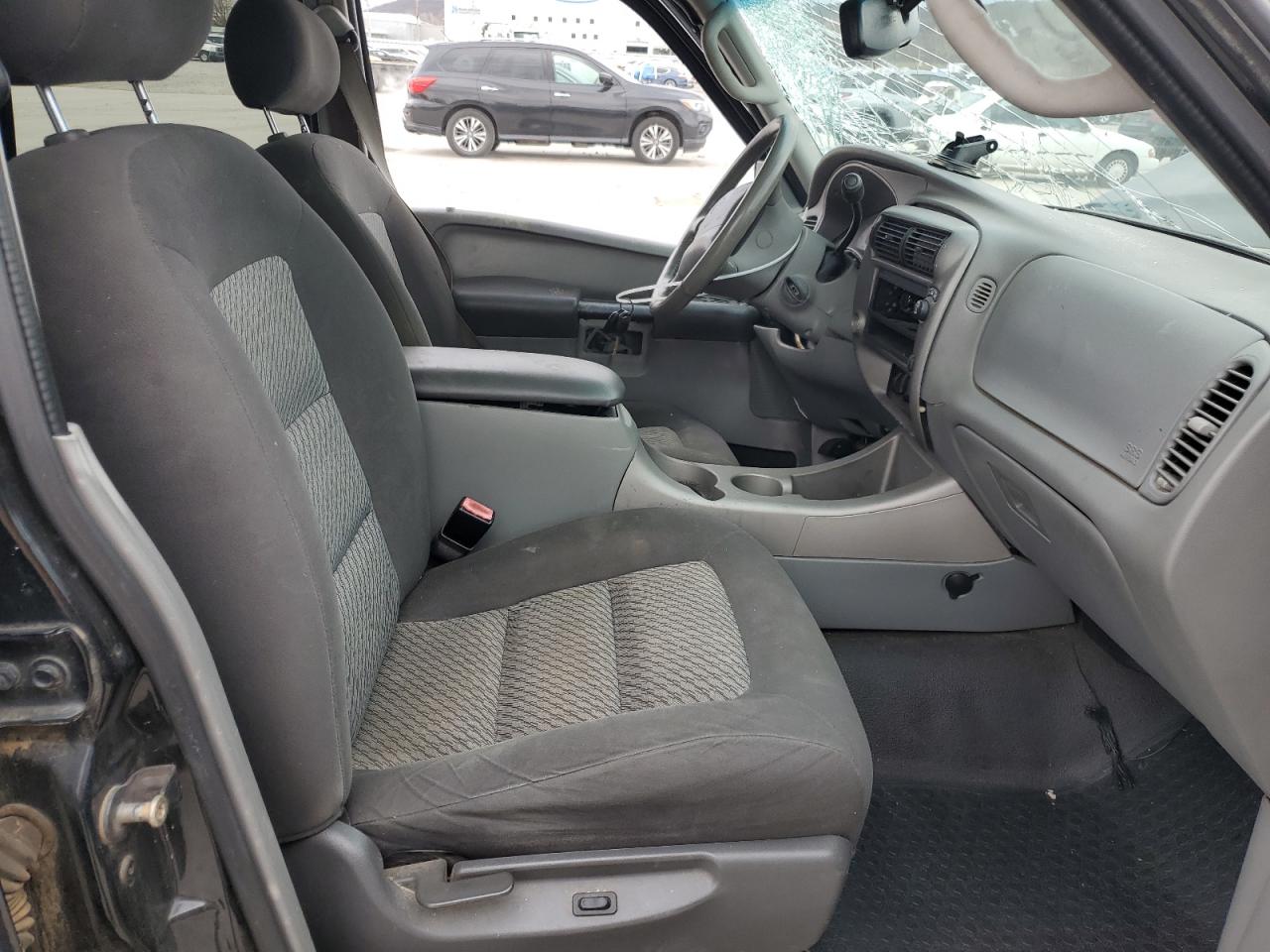 2003 Ford Explorer VIN 1FMZU67E13UA80353 Copart auction photo, all over damage thumbnail 7