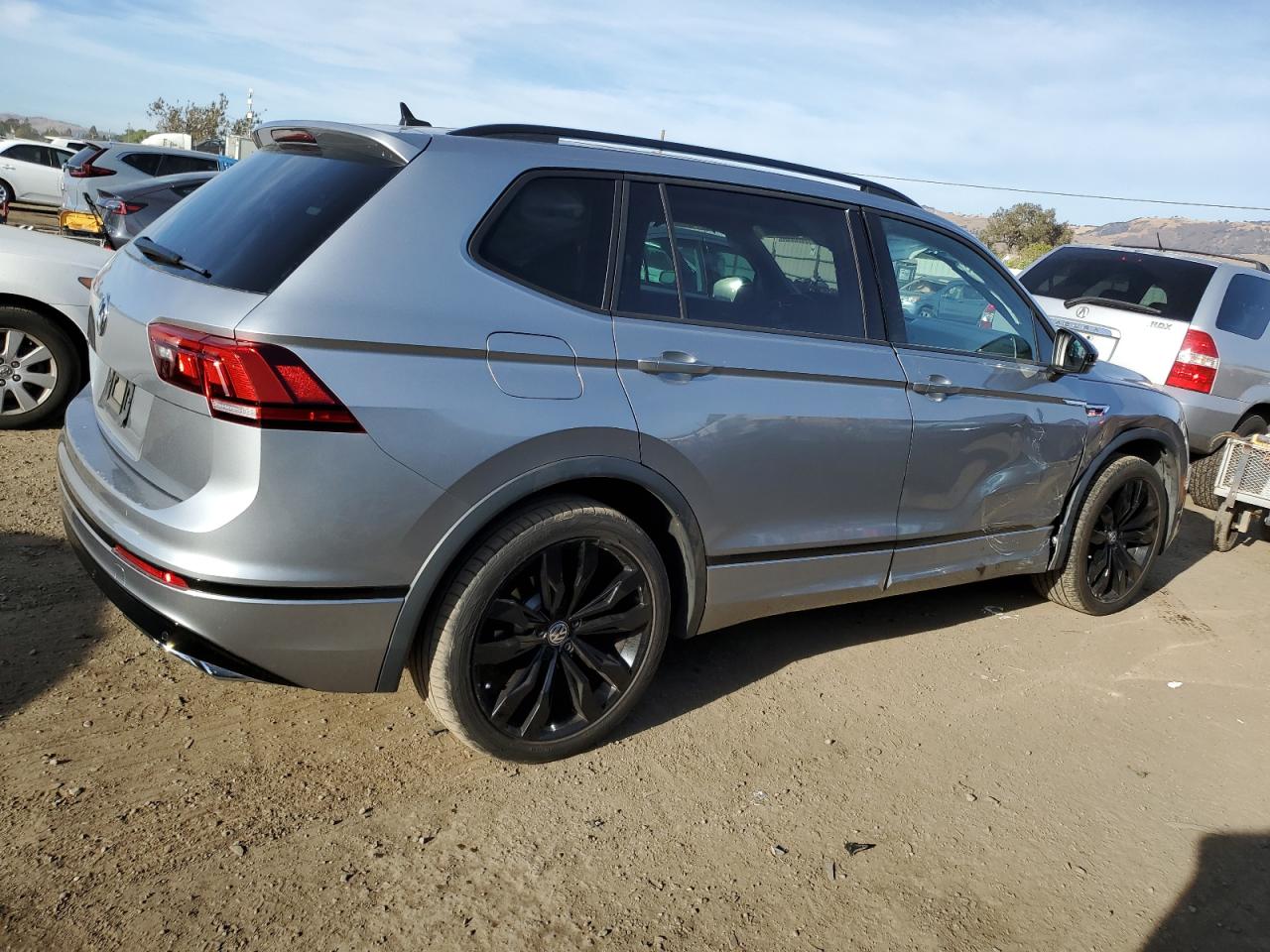 2021 Volkswagen Tiguan VIN 3VV3B7AX9MM063548 Copart auction photo, side damage thumbnail 3