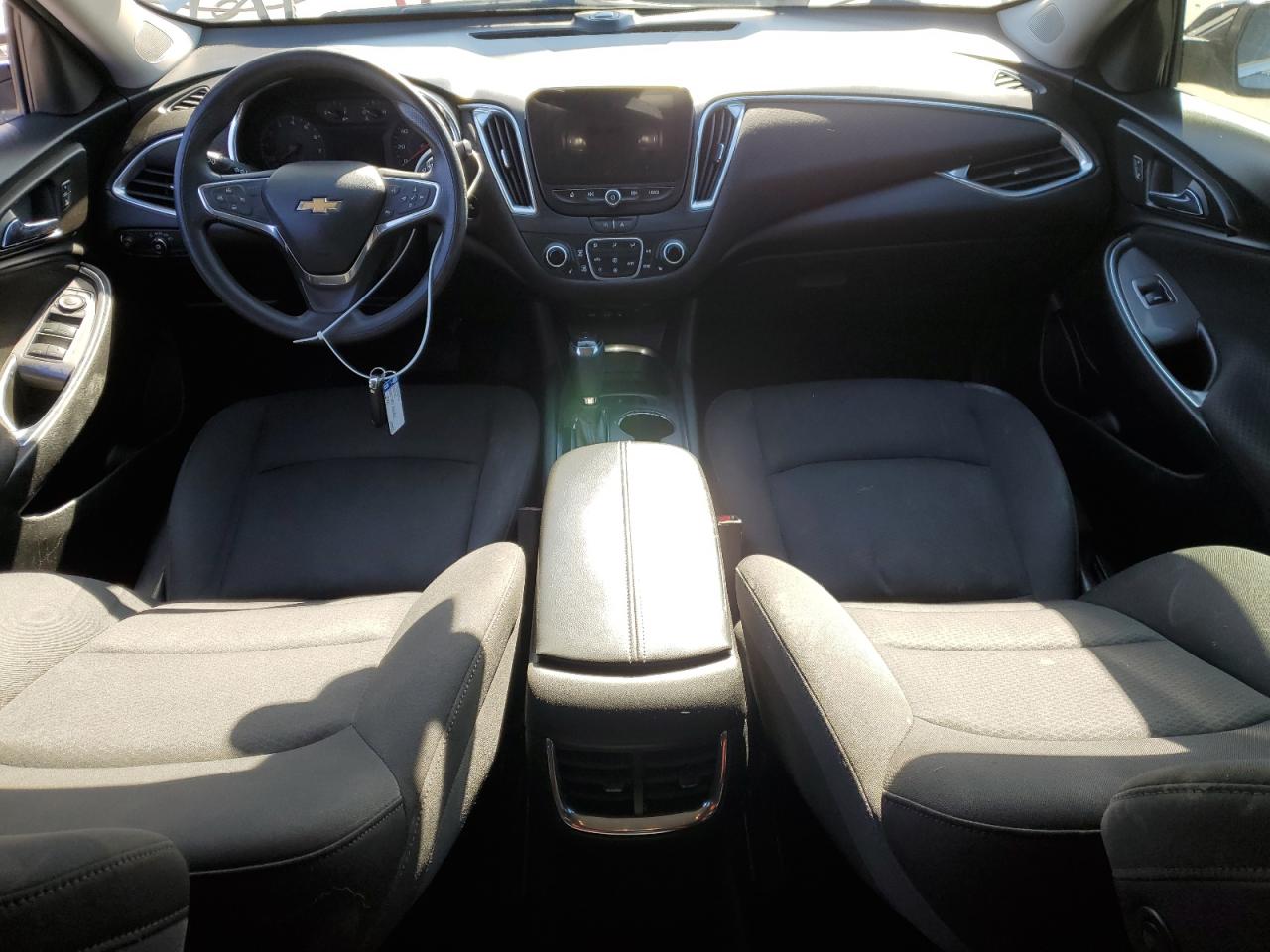 2020 Chevrolet Malibu VIN 1G1ZD5STXLF043688 Copart auction photo, front end damage thumbnail 8