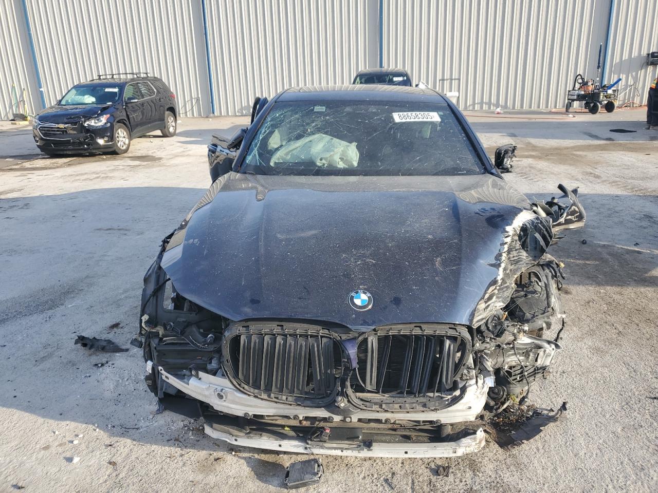 2019 BMW 7er VIN WBA7E4C52KGV70457 Copart auction photo, all over damage thumbnail 5