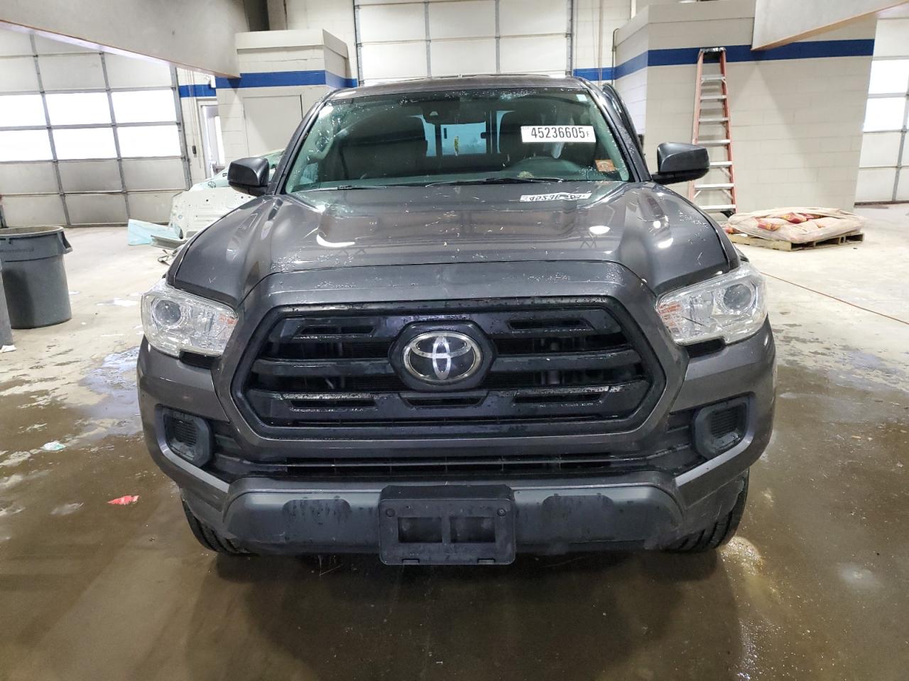 2018 Toyota Tacoma VIN 5TFSX5EN1JX058679 Copart auction photo, side damage thumbnail 5