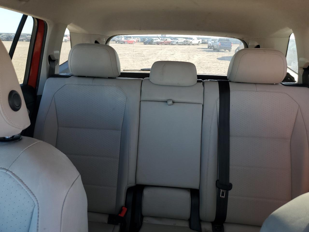2019 Volkswagen Tiguan VIN 3VV3B7AX1KM131371 Copart auction photo, front end / side damage thumbnail 10