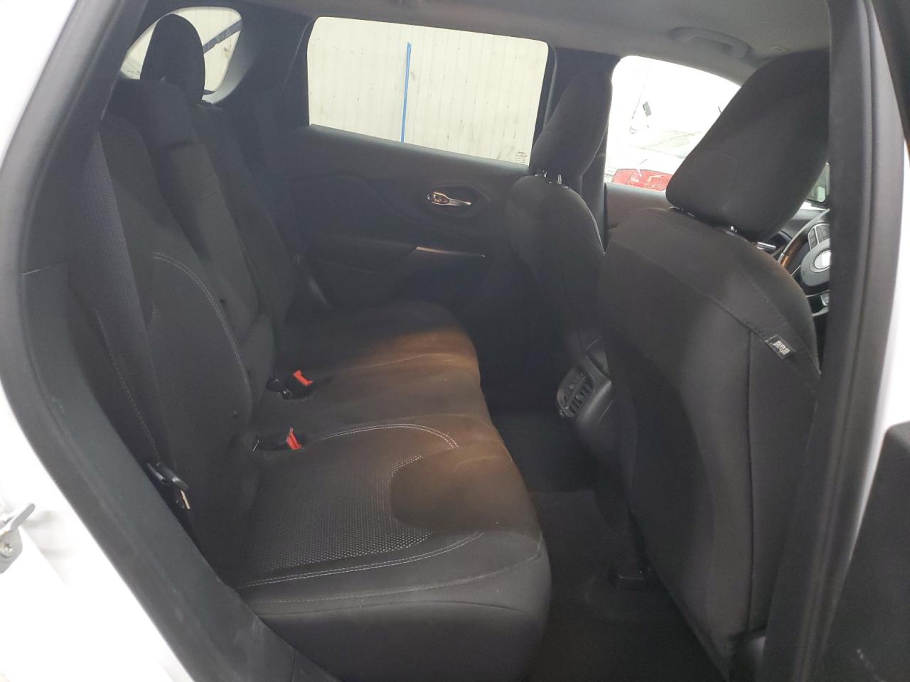 2019 Jeep Grand Cherokee VIN 1C4PJMCB2KD380258 Copart auction photo, front end / side damage thumbnail 11