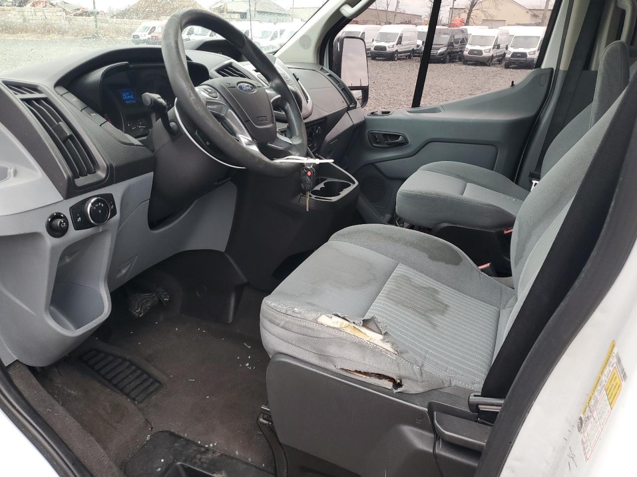 2015 Ford Transit VIN 1FBVU4XG9FKB26685 Copart auction photo, normal wear damage thumbnail 7