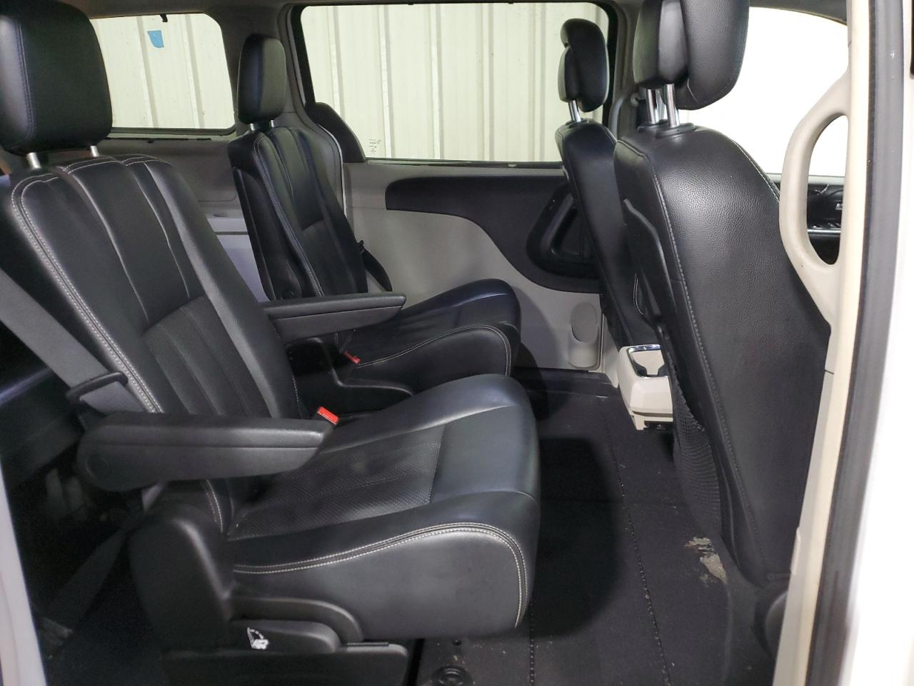 2013 Chrysler Town & Country VIN 2C4RC1CGXDR664346 Copart auction photo, front end damage thumbnail 12