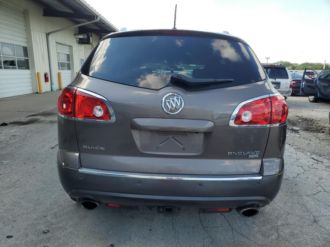 2010 Buick Enclave VIN 5GALVCED6AJ171716 Copart auction photo, front end / minor dent/scratches damage thumbnail 6