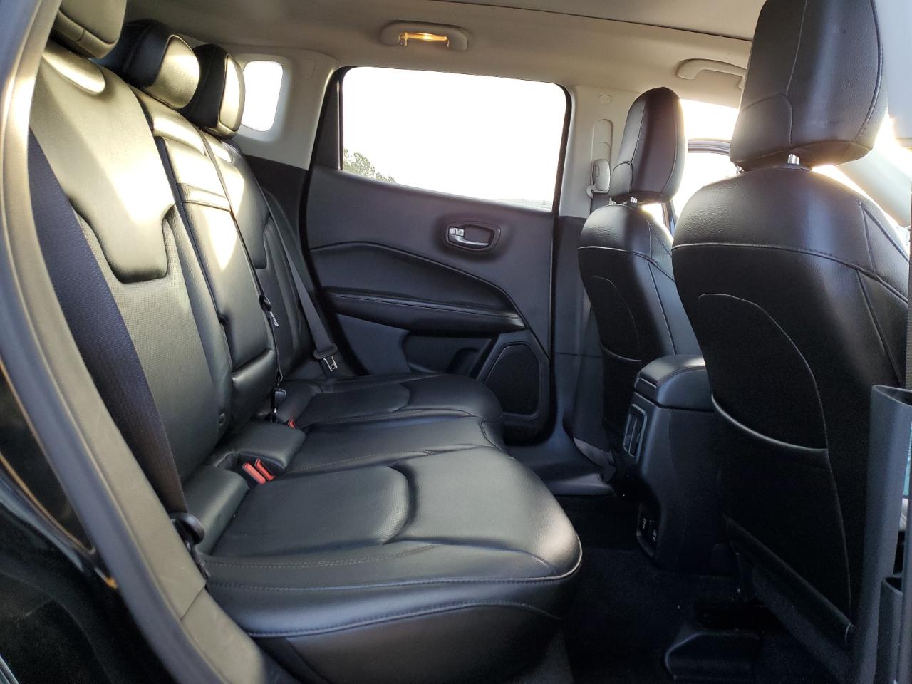 2018 Jeep Compass VIN 3C4NJDCB0JT168166 Copart auction photo, front end / minor dent/scratches damage thumbnail 12