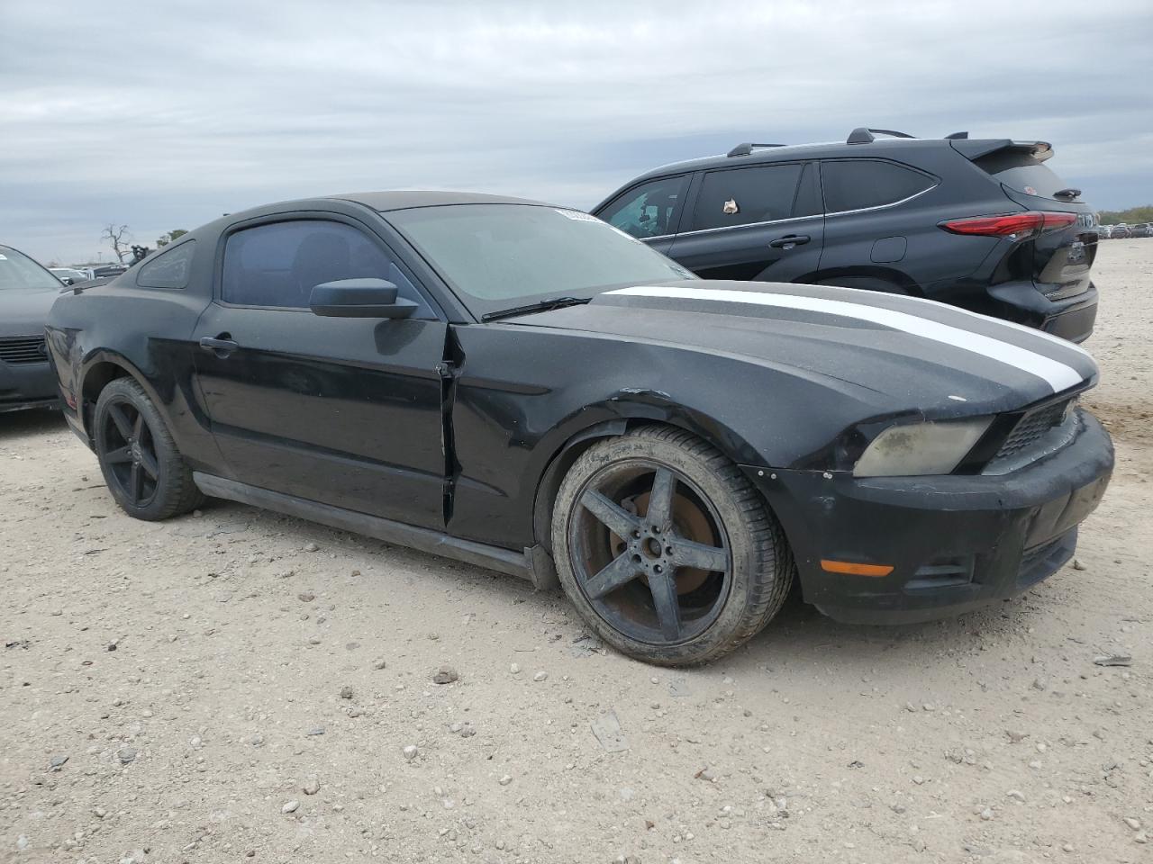 2010 Ford Mustang VIN 1ZVBP8AN6A5131285 Copart auction photo, minor dent/scratches damage thumbnail 4