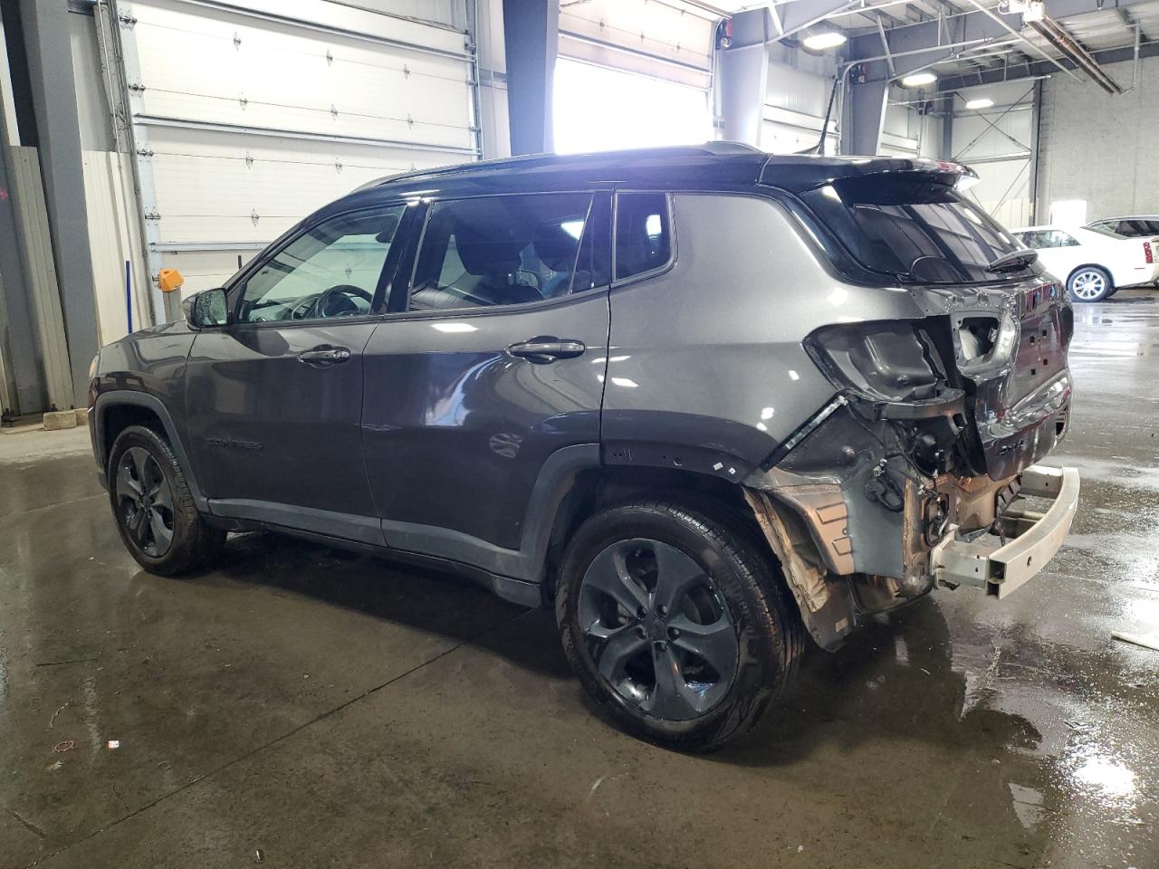 2019 Jeep Compass VIN 3C4NJDBB9KT661783 Copart auction photo, rear end damage thumbnail 2