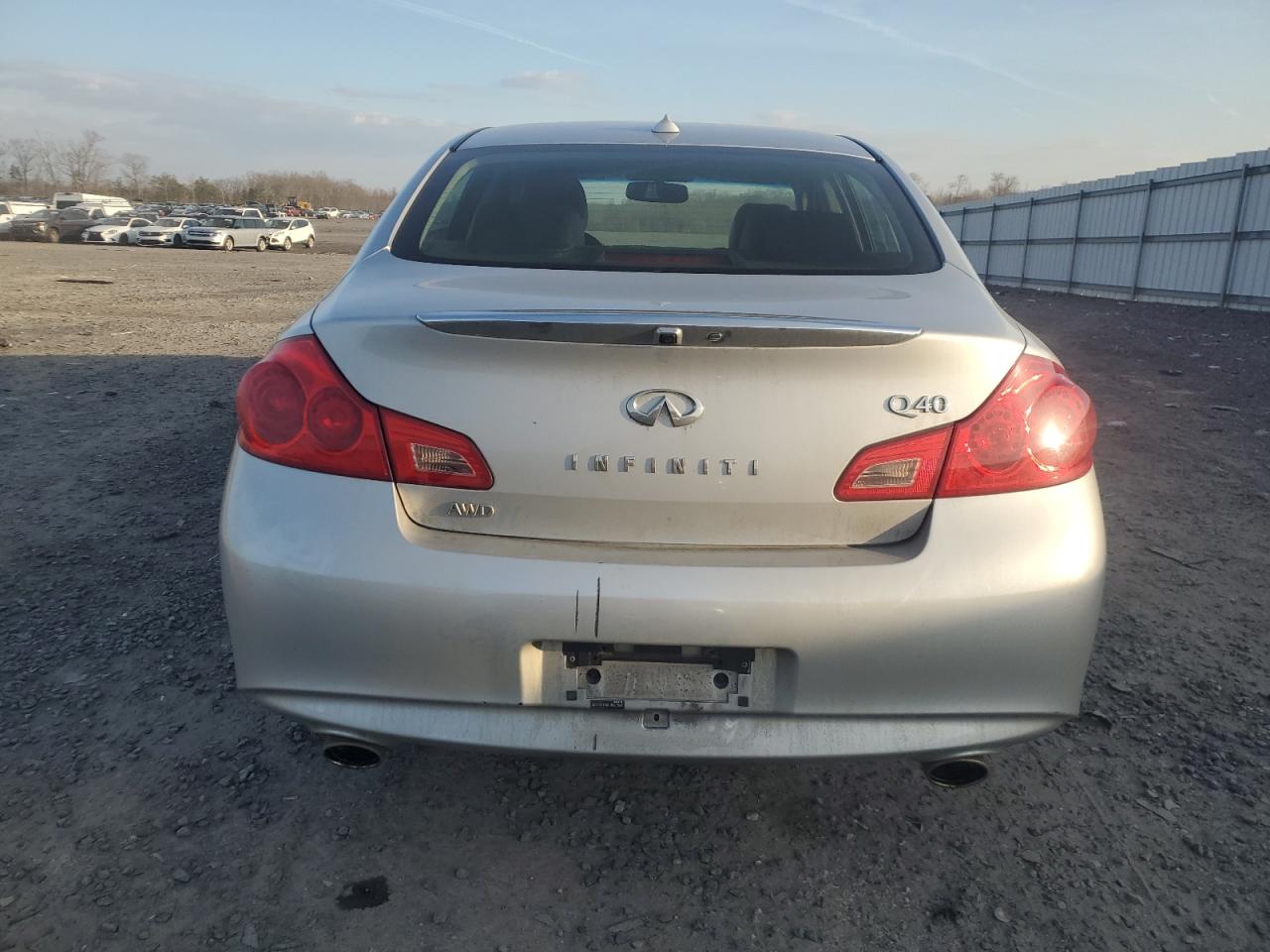 2015 Infiniti Q40 VIN JN1CV6AR8FM520854 Copart auction photo, minor dent/scratches damage thumbnail 6