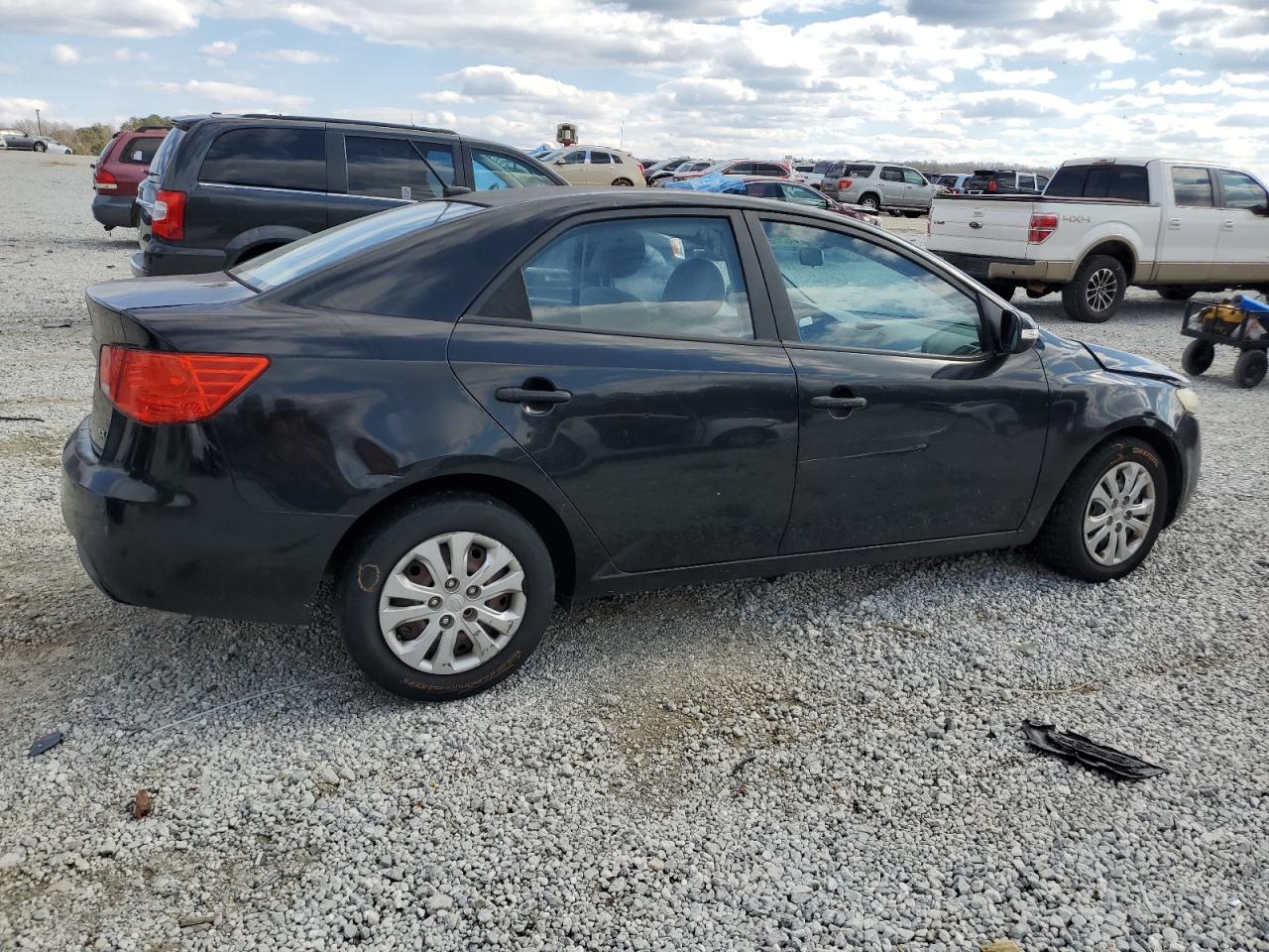 2010 KIA Forte VIN KNAFU4A21A5058206 Copart auction photo, front end damage thumbnail 3