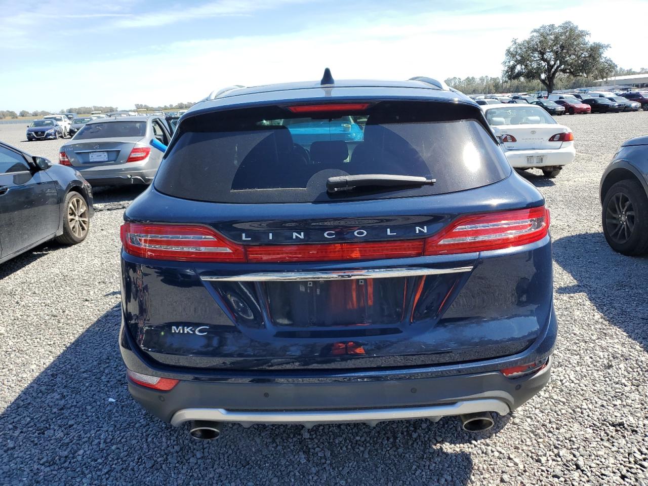 2019 Lincoln MKC VIN 5LMCJ3D95KUL16051 Copart auction photo, front end damage thumbnail 6