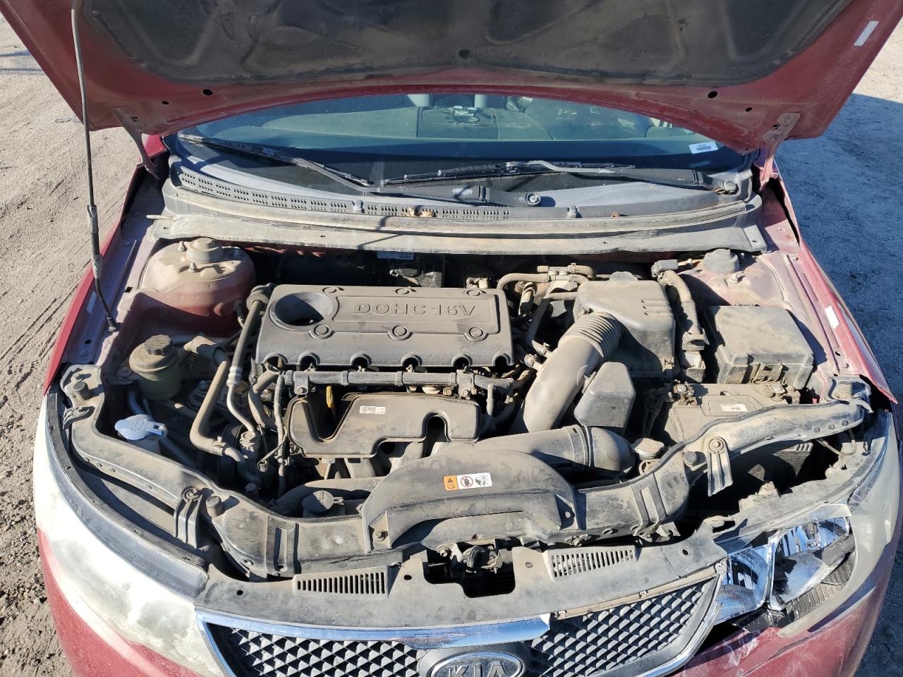 2010 KIA Forte VIN KNAFU4A20A5261314 Copart auction photo, front end damage thumbnail 11