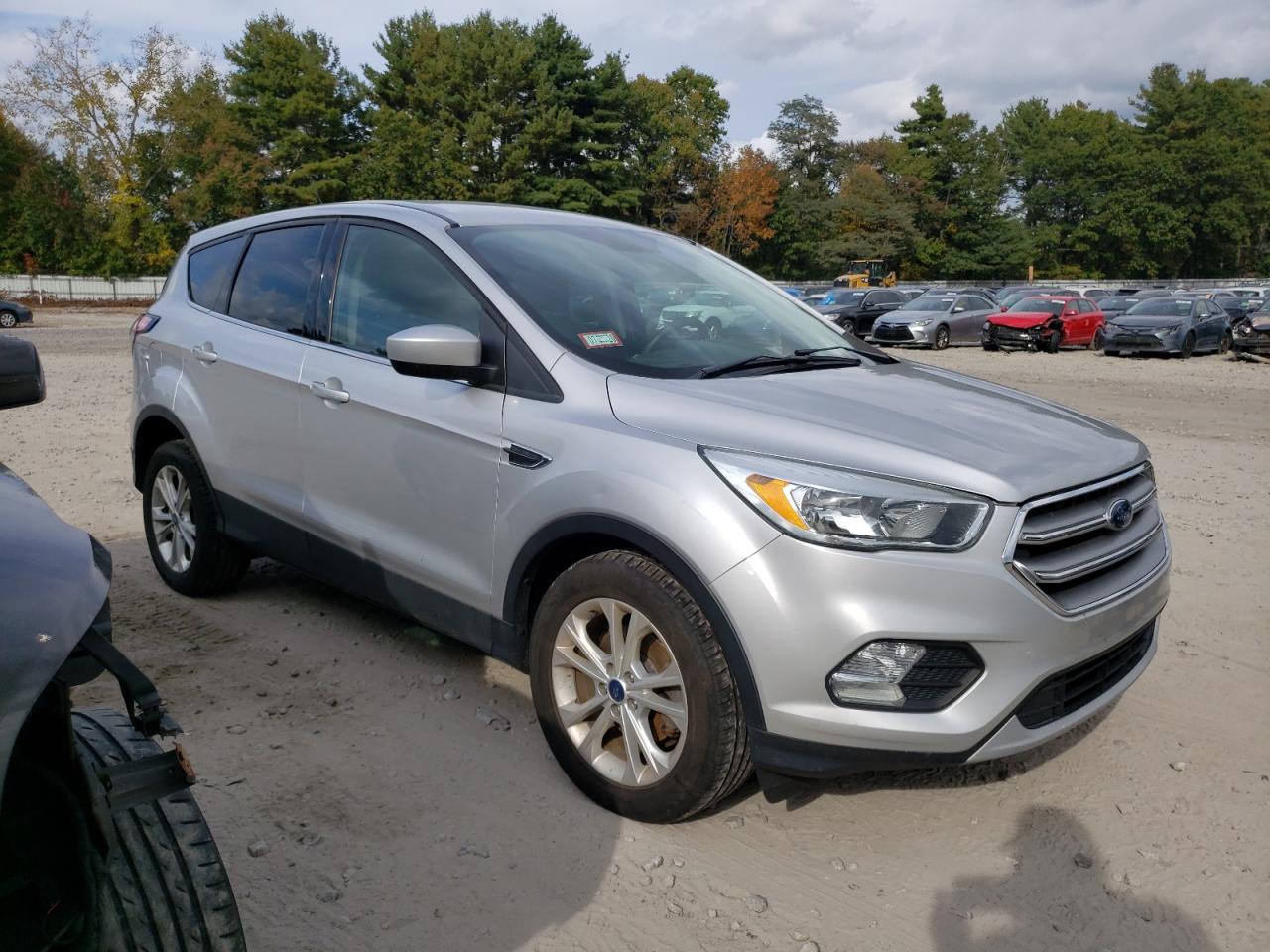 2017 Ford Escape VIN 1FMCU0GD4HUD08301 Copart auction photo, mechanical / minor dent/scratches damage thumbnail 4