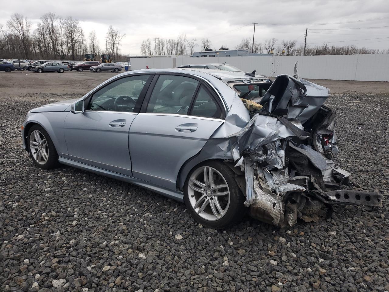 2014 Mercedes-Benz C-klasse VIN WDDGF4HBXEA901622 Copart auction photo, rear end / undercarriage damage thumbnail 2