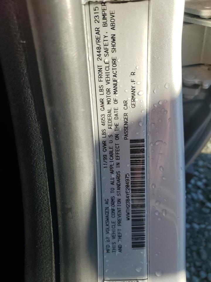 2000 Volkswagen Passat VIN WVWTH23B4YE204975 Copart auction photo, front end / undercarriage damage thumbnail 12
