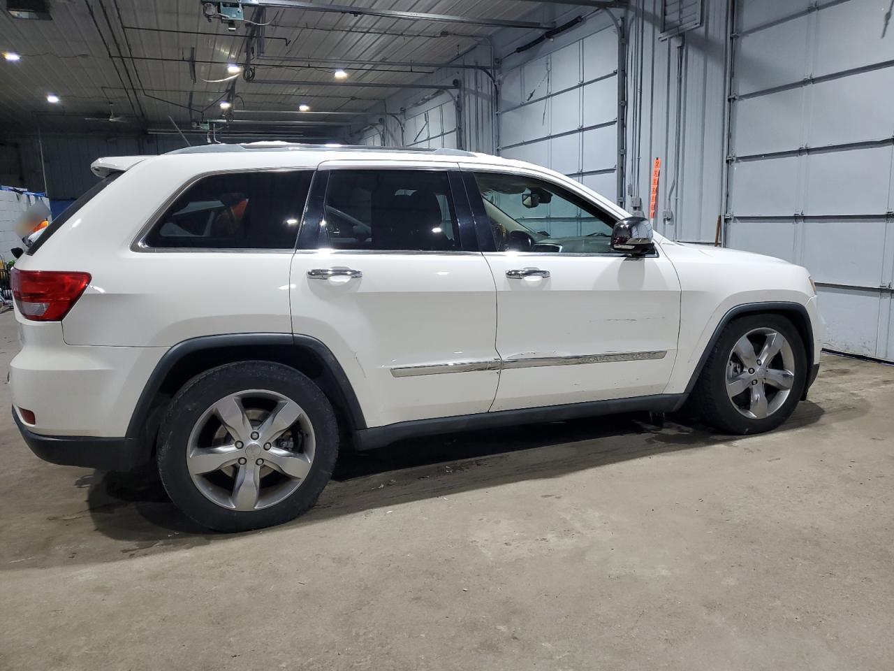 2012 Jeep Grand Cherokee VIN 1C4RJFCT5CC185100 Copart auction photo, front end / side damage thumbnail 3