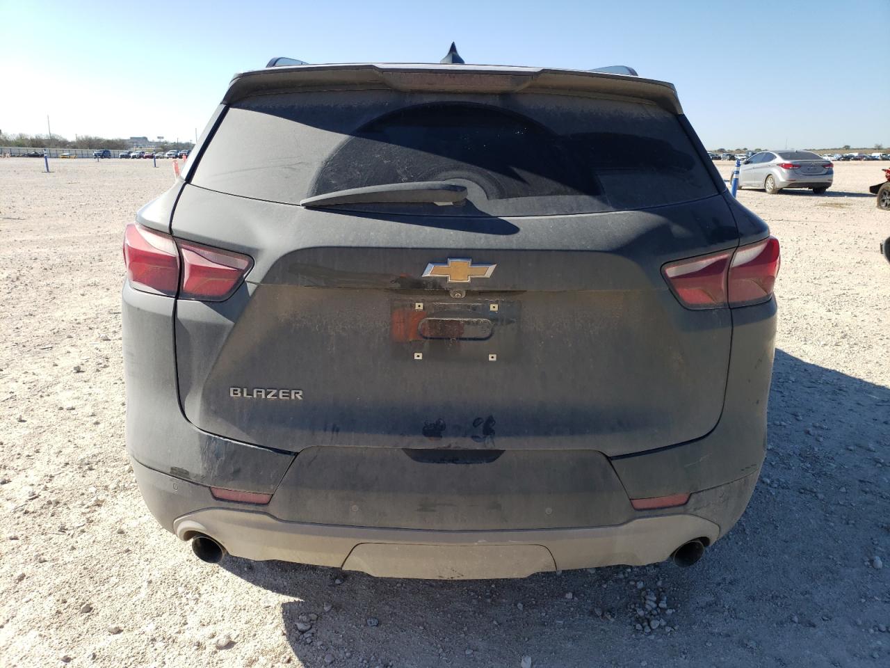 2019 Chevrolet Blazer VIN 3GNKBBRA1KS698101 Copart auction photo, all over damage thumbnail 6