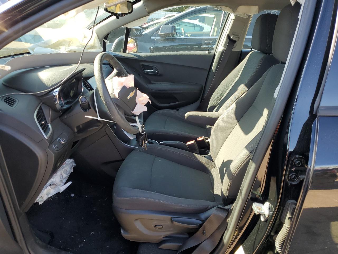 2019 Chevrolet Trax VIN 3GNCJNSB6KL260566 Copart auction photo, front end / minor dent/scratches damage thumbnail 7