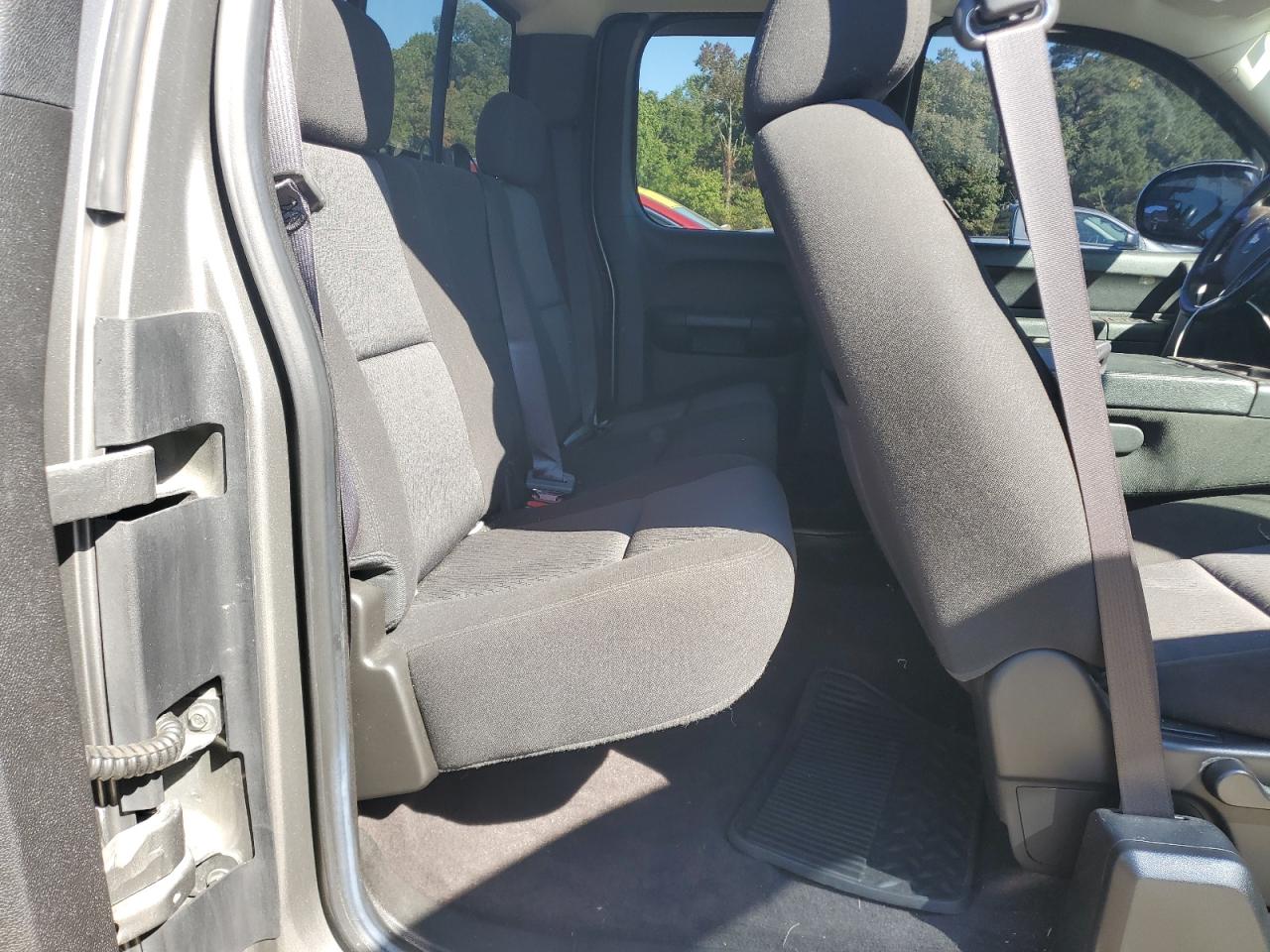 2012 Chevrolet Silverado VIN 1GCRKSE76CZ270224 Copart auction photo, front end / side damage thumbnail 10