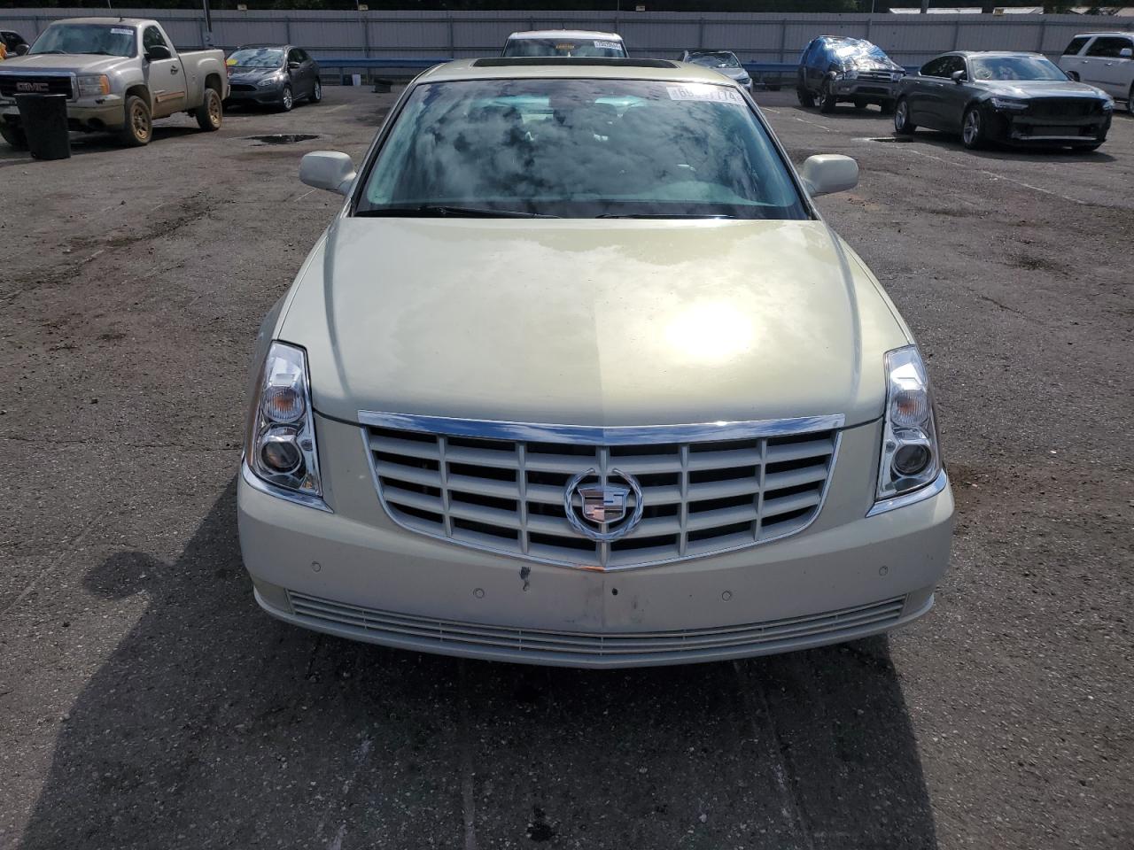 2010 Cadillac DTS VIN 1G6KH5EY8AU114340 Copart auction photo, side damage thumbnail 5