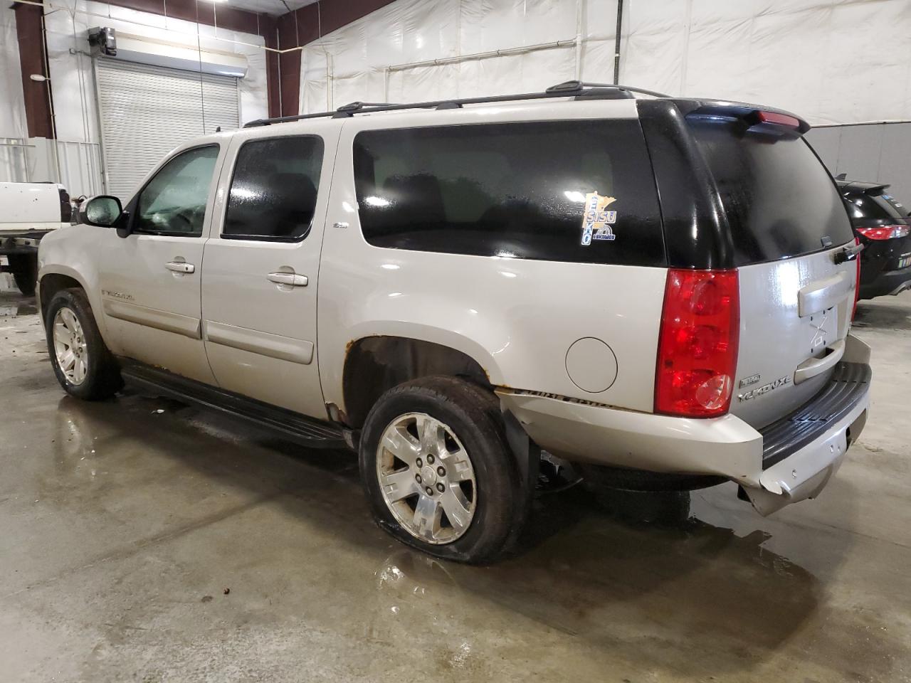 2009 GMC Yukon VIN 1GKFK36379R213676 Copart auction photo, rear end damage thumbnail 2