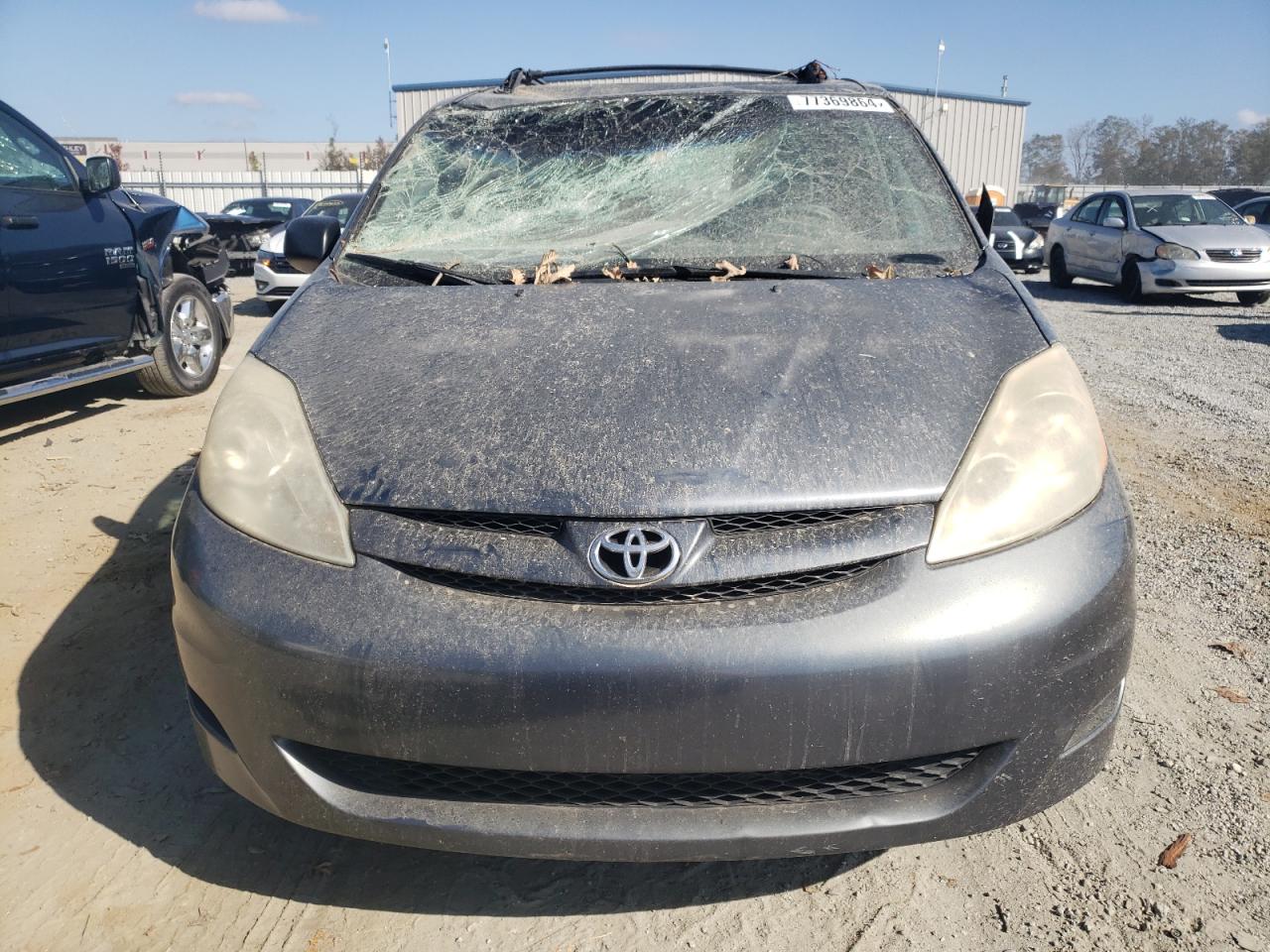 2010 Toyota Sienna VIN 5TDKK4CC6AS324648 Copart auction photo, top/roof damage thumbnail 5