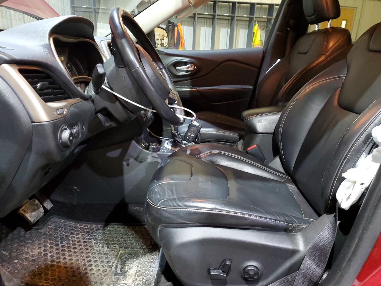 2015 Jeep Grand Cherokee VIN 1C4PJMCS2FW588909 Copart auction photo, front end damage thumbnail 7
