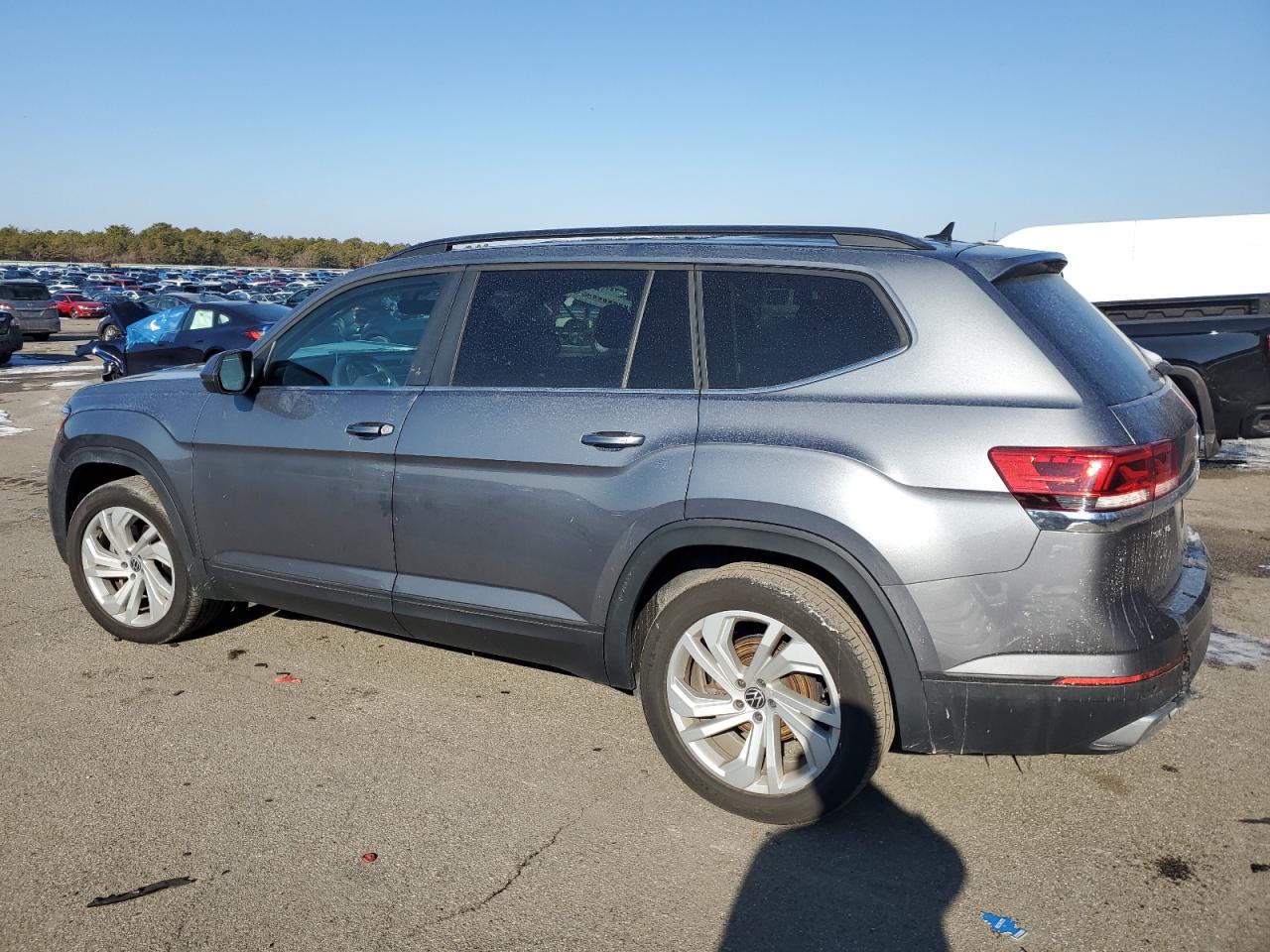 2021 Volkswagen Atlas VIN 1V2KR2CA9MC609685 Copart auction photo, front end / minor dent/scratches damage thumbnail 2