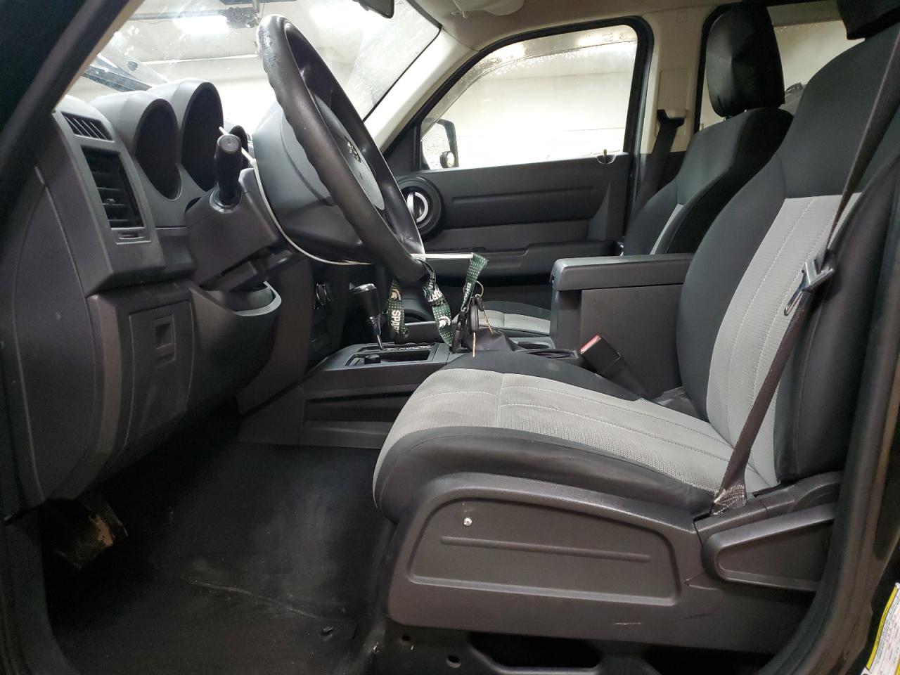 2008 Dodge Nitro VIN 1D8GU28K18W242309 Copart auction photo, front end / minor dent/scratches damage thumbnail 7