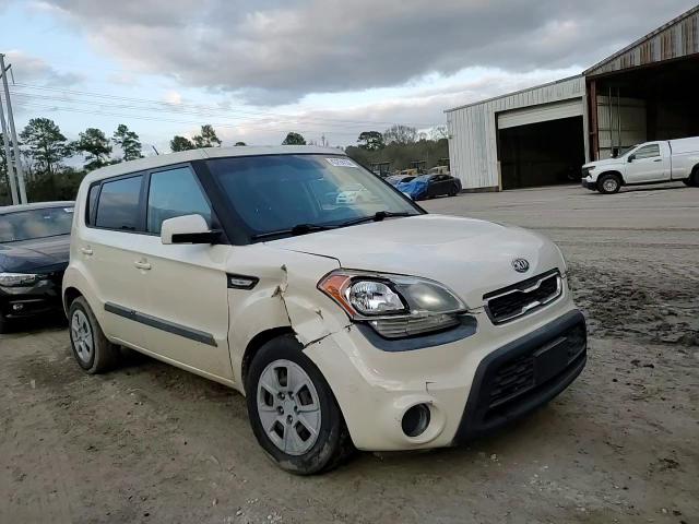 2013 KIA Soul VIN KNDJT2A58D7560878 Copart auction photo, front end / side damage thumbnail 11