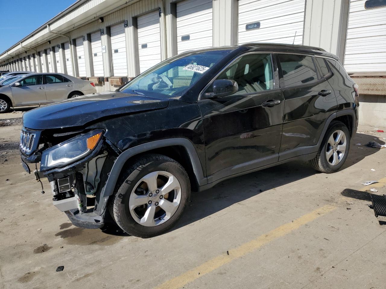 2018 Jeep Compass VIN 3C4NJCBB8JT318150