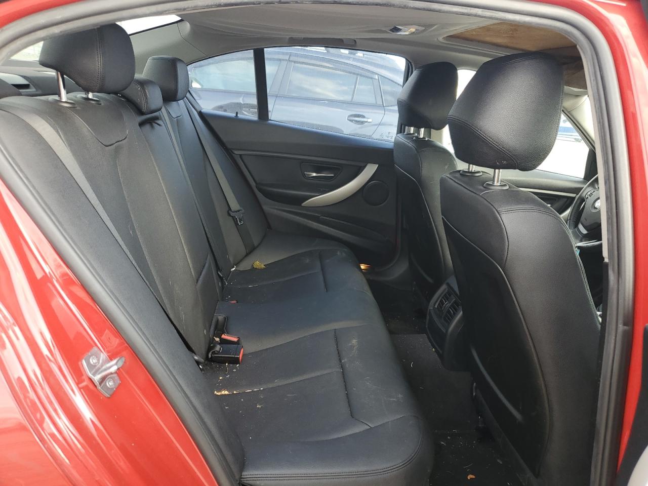 2015 BMW 3er VIN WBA3B1C51FP830987 Copart auction photo, front end / undercarriage damage thumbnail 10