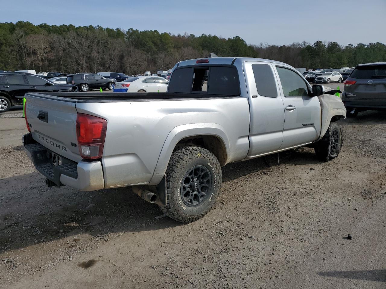 2022 Toyota Tacoma VIN 3TYSZ5AN9NT100550 Copart auction photo, burn / front end damage thumbnail 3