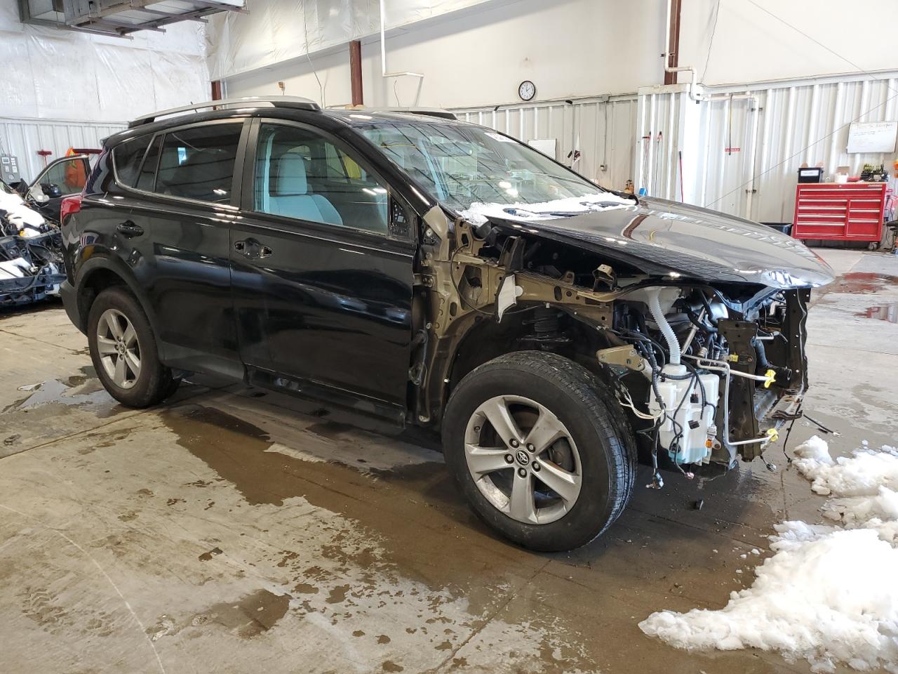 2015 Toyota RAV 4 VIN 2T3WFREV5FW212589 Copart auction photo, front end / side damage thumbnail 4
