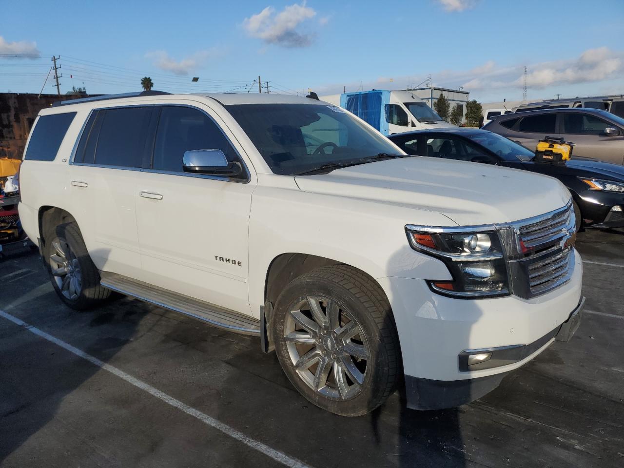 2015 Chevrolet Tahoe VIN 1GNSCCKC3FR177176 Copart auction photo, side / rear end damage thumbnail 4