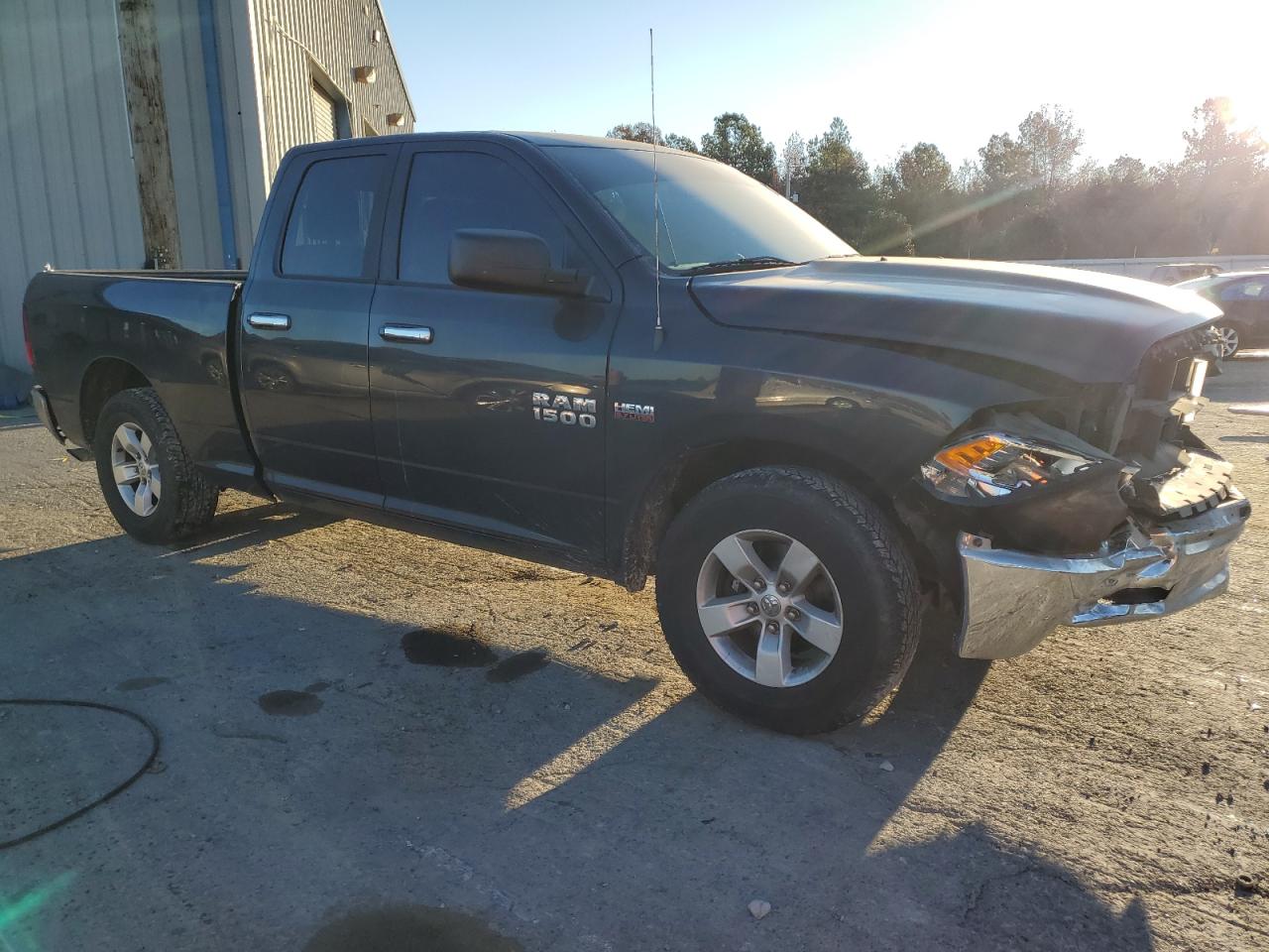 2017 RAM 1500 VIN 1C6RR6GT8HS542387 Copart auction photo, front end / rear end damage thumbnail 4