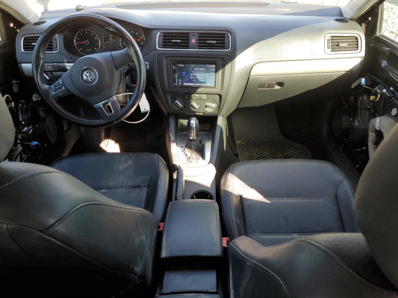 2014 Volkswagen Jetta VIN 3VWD07AJ6EM323956 Copart auction photo, front end / minor dent/scratches damage thumbnail 8
