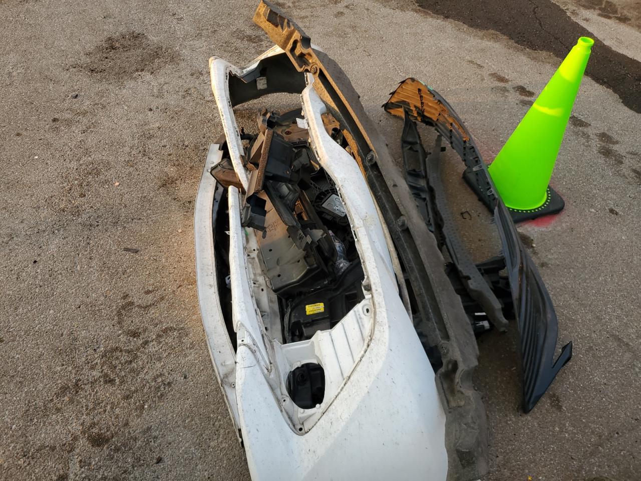 2019 Toyota Camry VIN 4T1B11HK9KU750246 Copart auction photo, front end / minor dent/scratches damage thumbnail 12
