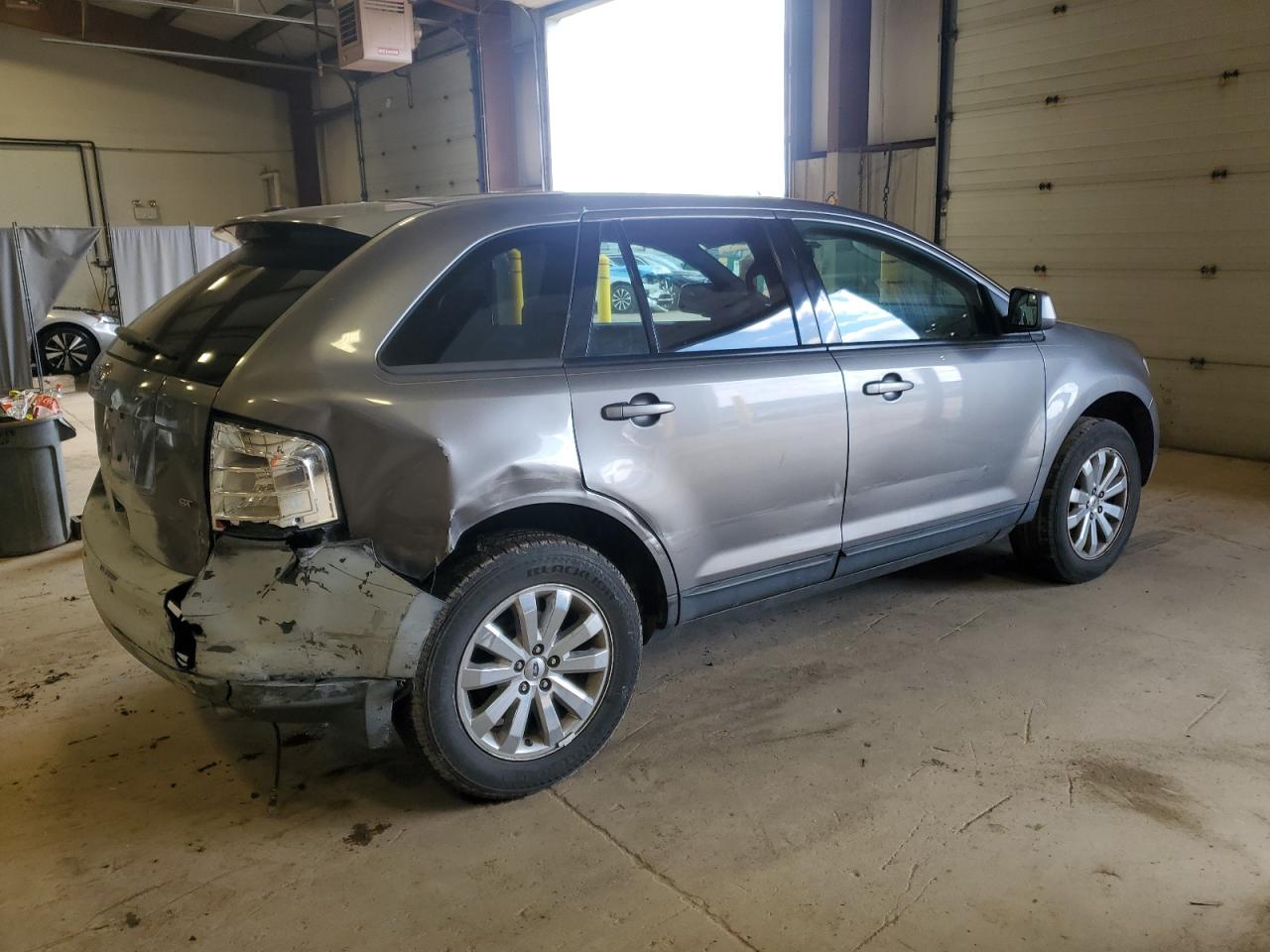 2009 Ford Edge VIN 2FMDK38C29BA75091 Copart auction photo, rear end damage thumbnail 3