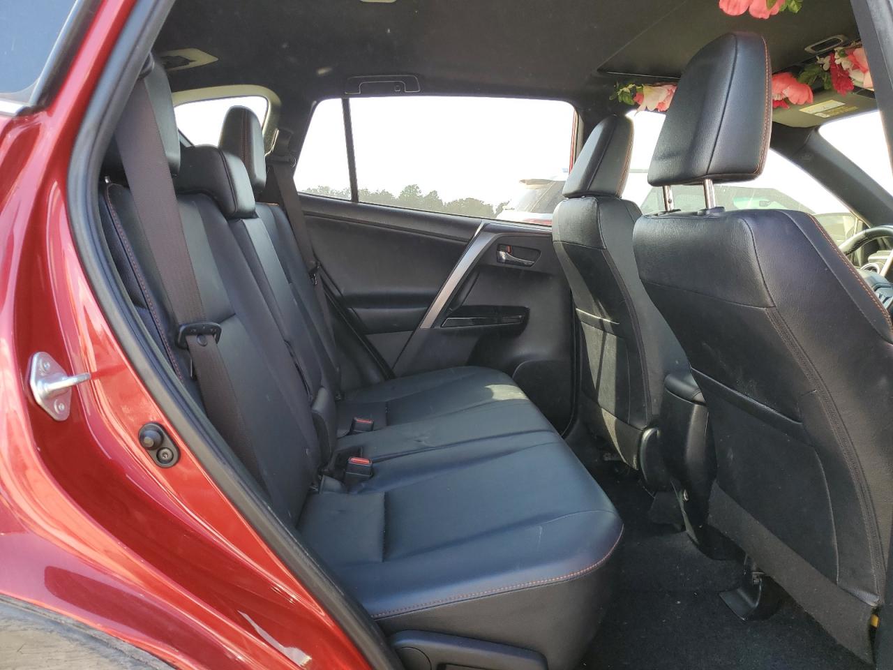 2017 Toyota RAV 4 VIN JTMJFREV7HJ170308 Copart auction photo, front end / side damage thumbnail 11