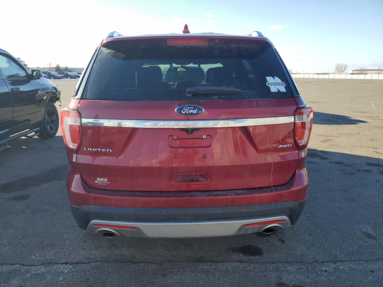 2017 Ford Explorer VIN 1FM5K8F84HGC27427 Copart auction photo, side / undercarriage damage thumbnail 6