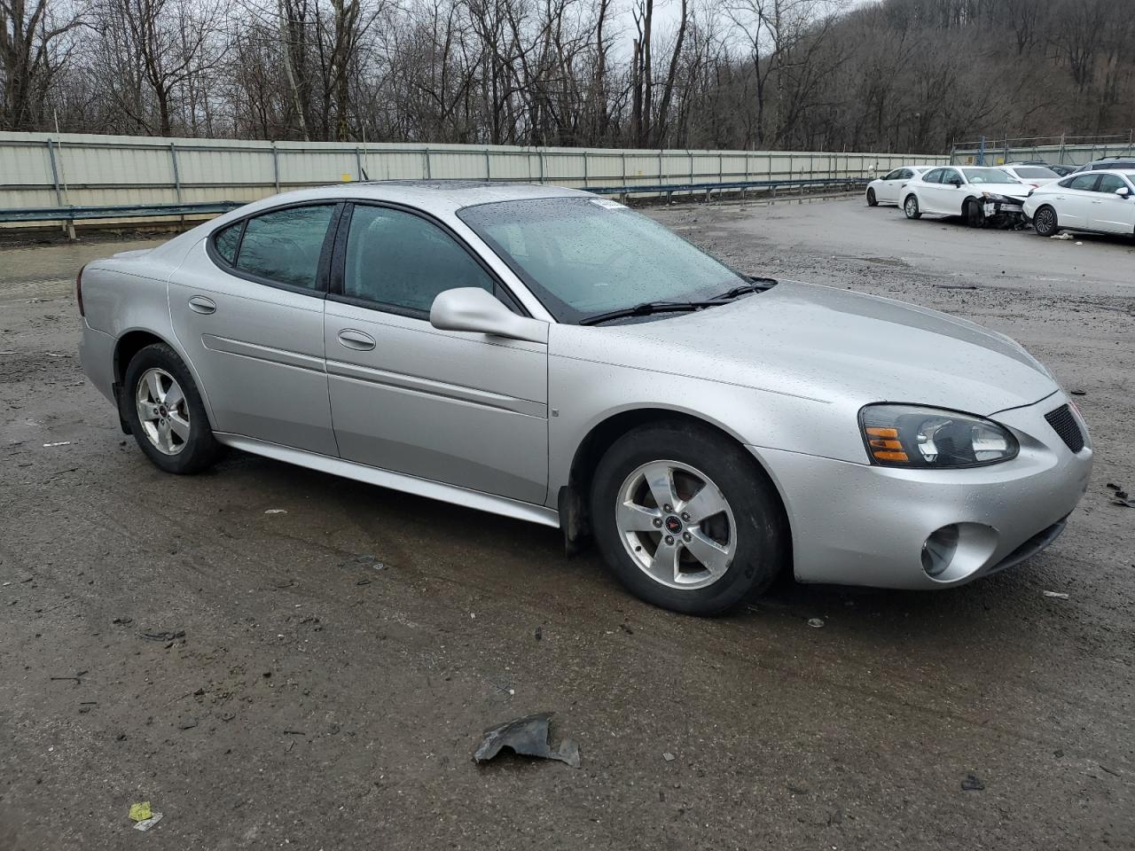 2006 Pontiac Grand Prix VIN 2G2WP582261209881 Copart auction photo, mechanical damage thumbnail 4