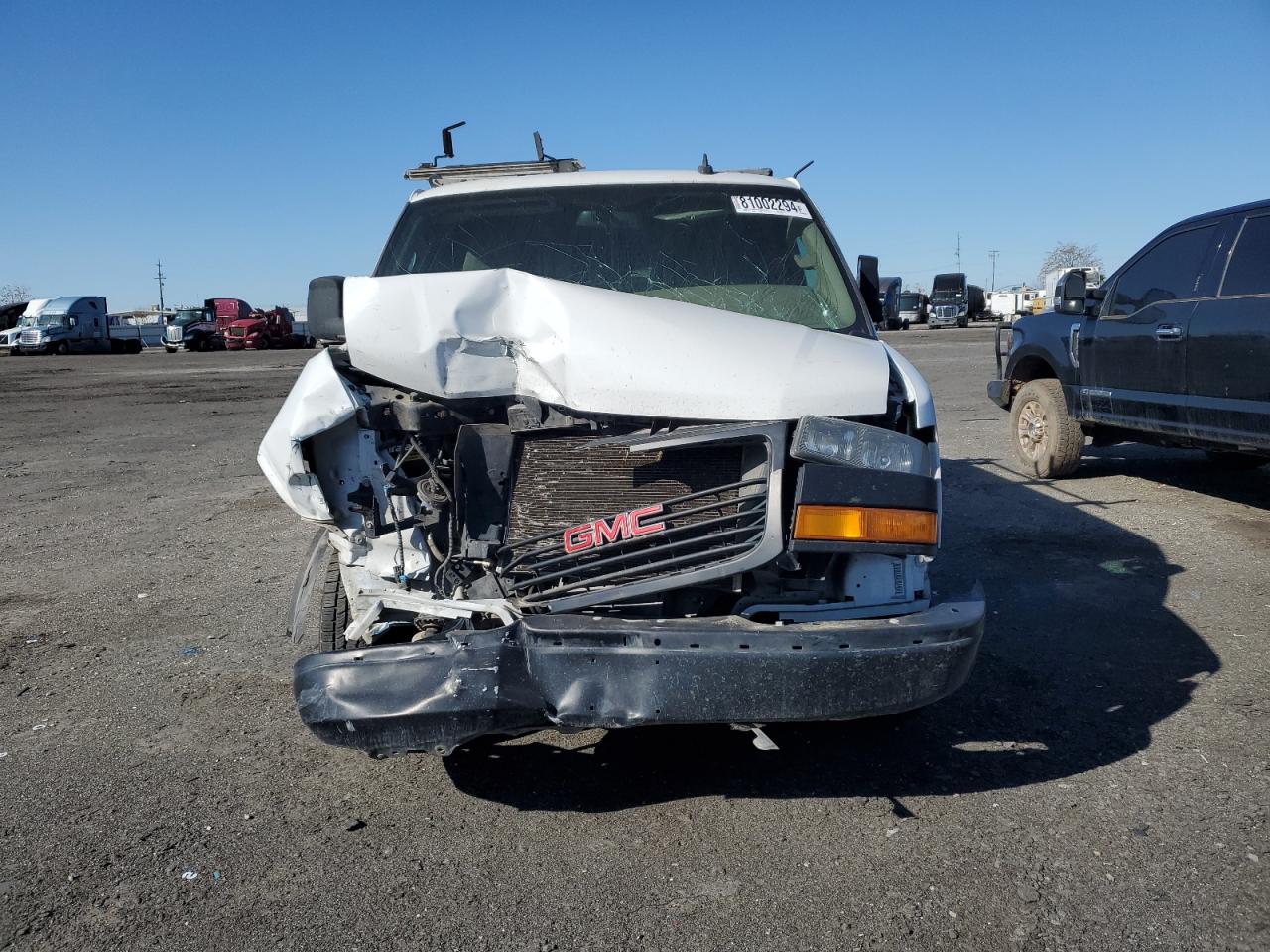 2018 GMC Savana VIN 1GTW7AFPXJ1221665 Copart auction photo, front end damage thumbnail 5